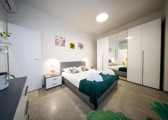 Foster Apartment